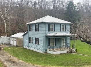 113 Emma St, Pine Grove, WV 26419