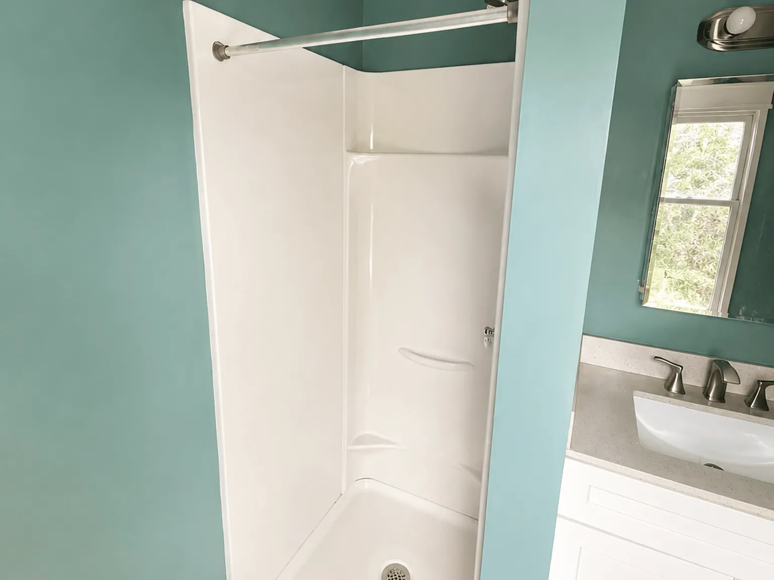 2 bed, $1,700 — Photo 4