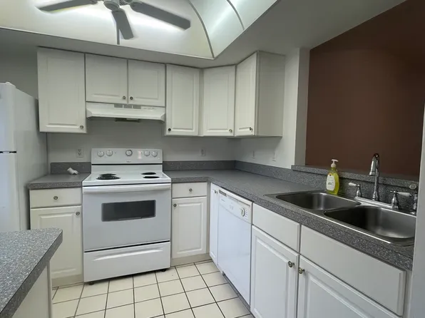 2149 Golfside Village Dr, Lehigh Acres, FL 33936