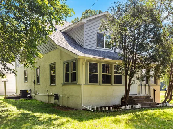 3737 Baker Rd, Minnetonka, MN 55305