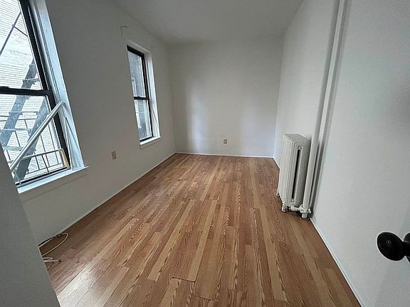 4th image of 437 E 80th St APT 30