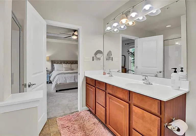 611 Edison Dr — Photo 13