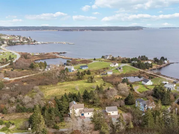 82 Bells Cove Ext, Lunenburg, NS B0R 1C0