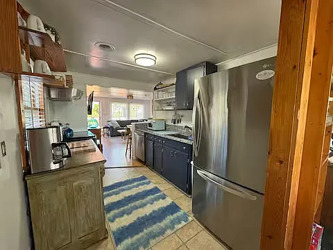 3 bed, 952 sqft, $2,600 — Photo 3