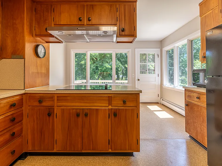 39 Brookside Dr — Photo 8