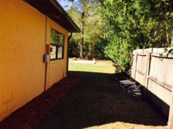 Side view of 4th bedroom