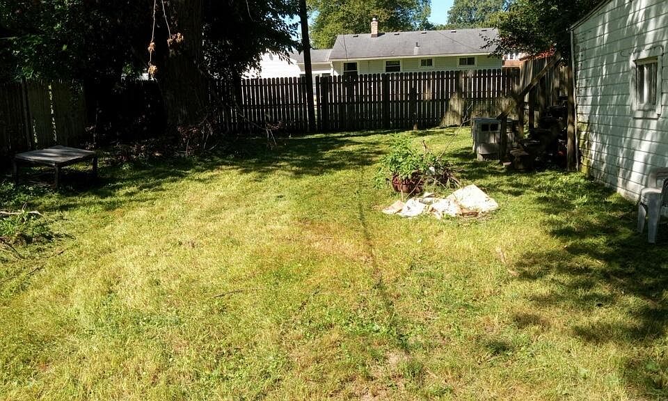 2nd image of 5617 Pawnee Rd