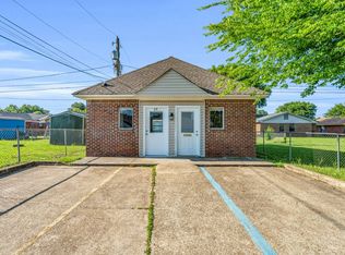 1011 4th Ave S #25, Columbus, MS 39701