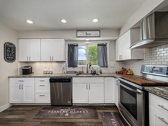 5th image of 1503 W 37th Pl
