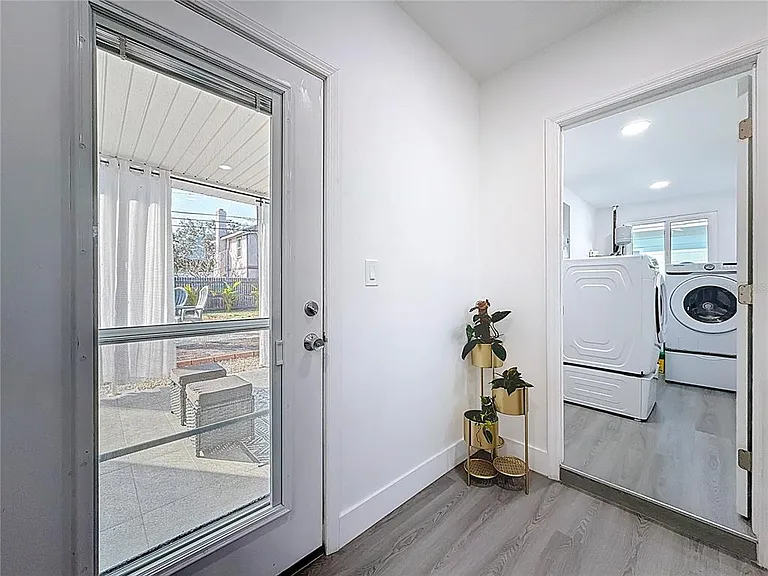 4026 Indianapolis St NE — Photo 20