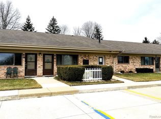 16050 Holz Dr, Southgate, MI