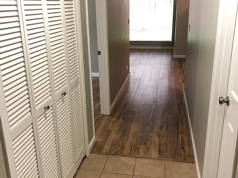 401 Taylor Ave NW #7 — Photo 5
