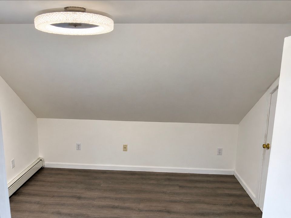1st image of 9 Maynard Ave APT 2