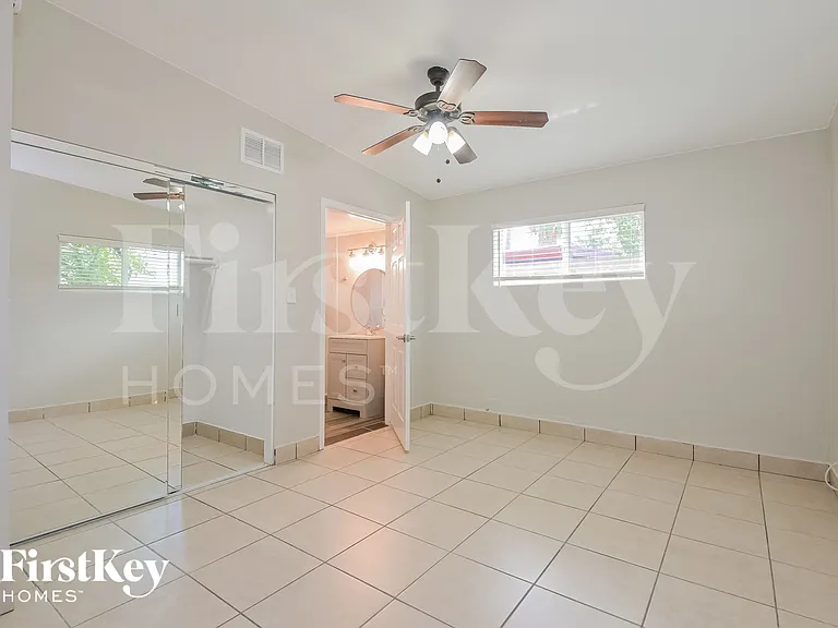 5136 E Alberta Dr — Photo 7