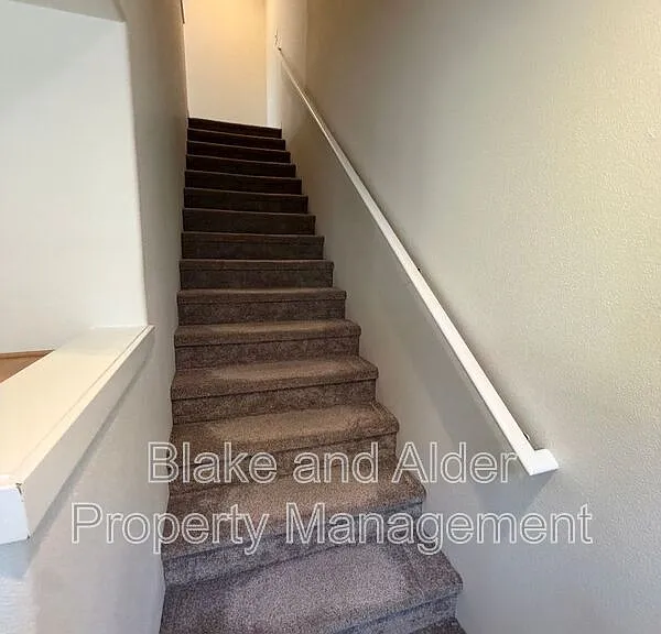 10805 NE Red Wing Way #202 — Photo 12