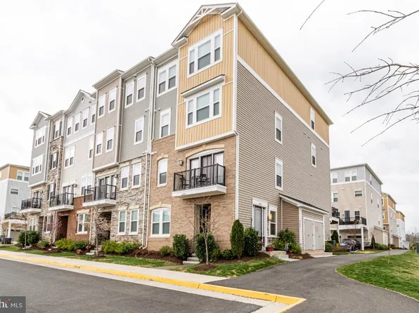 42001 Berkley Hill Ter, Aldie, VA 20105