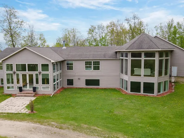 5454 County Rd W, De Pere, WI 54115