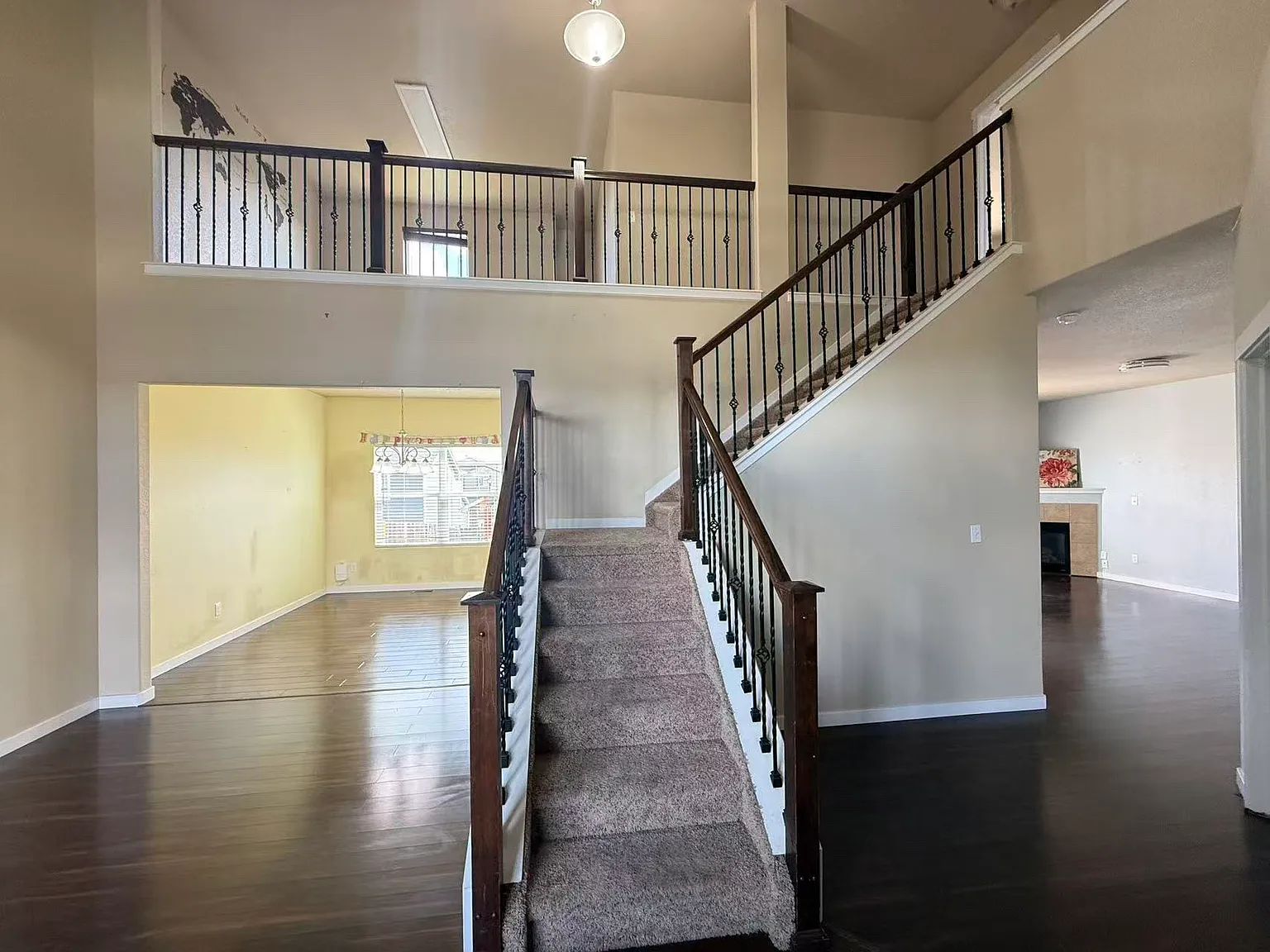 4 bed, 2998 sqft, $2,850 — Photo 4