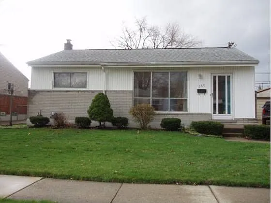 260 Hecht Dr photo 1
