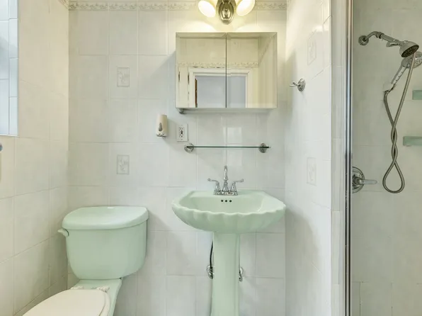 1620 Avenue I image 12 of 14