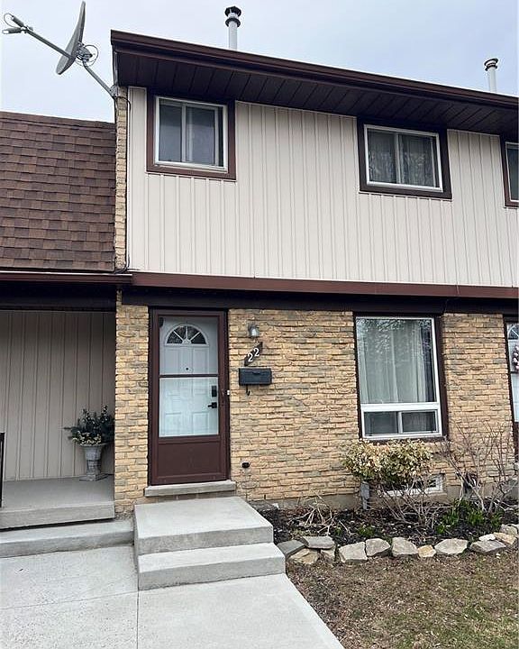 1st image of 210 Glamis Rd #22