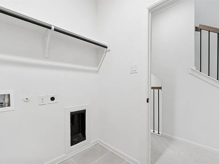 4835 Fuller Ct #605 — Photo 10