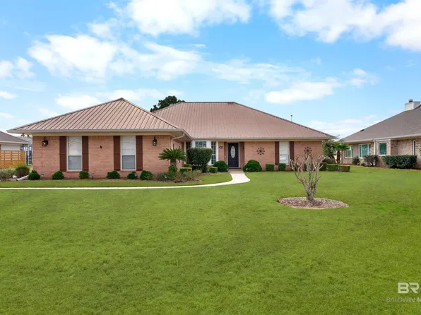 9115 Clubhouse Dr, Foley, AL 36535
