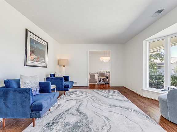 2nd image of 4230 Royal Ridge Dr