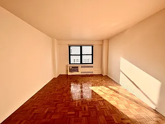 Rented by David Francis New York LLC