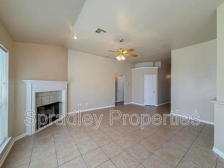 217 Meadowbrook Dr — Photo 17