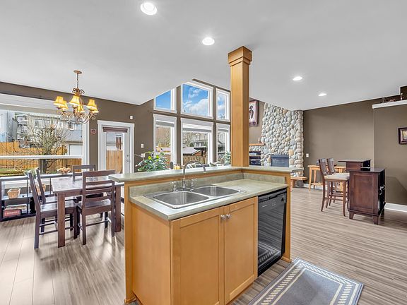 5th image of 10328 243a St