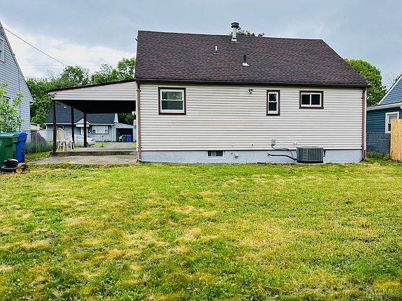 4th image of 519 N Park Dr