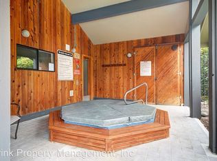 17406 NE 40th Pl #3, Redmond, WA 98052