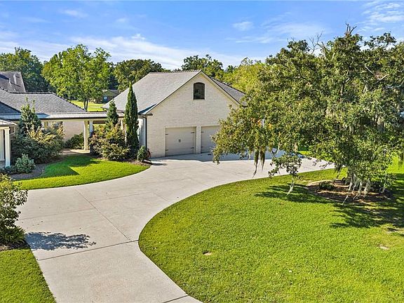3rd image of 2544 Fawnwood Rd