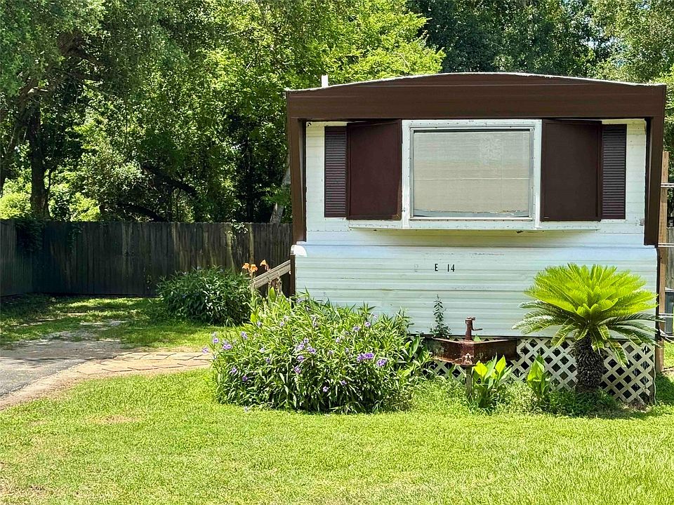 1st image of 1718 W Dumble St Trailer 14
