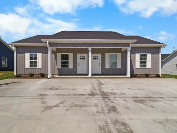 1007 Oak St #B, Portland, TN 37148