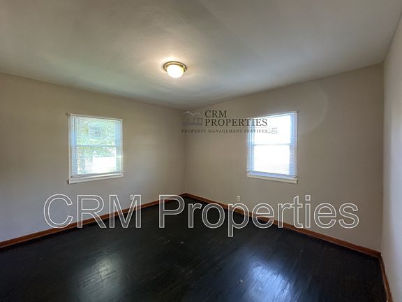 4th image of 1630 N Colorado Ave