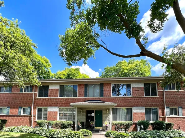 850 N Adams Rd Unit 6, Birmingham, MI 48009