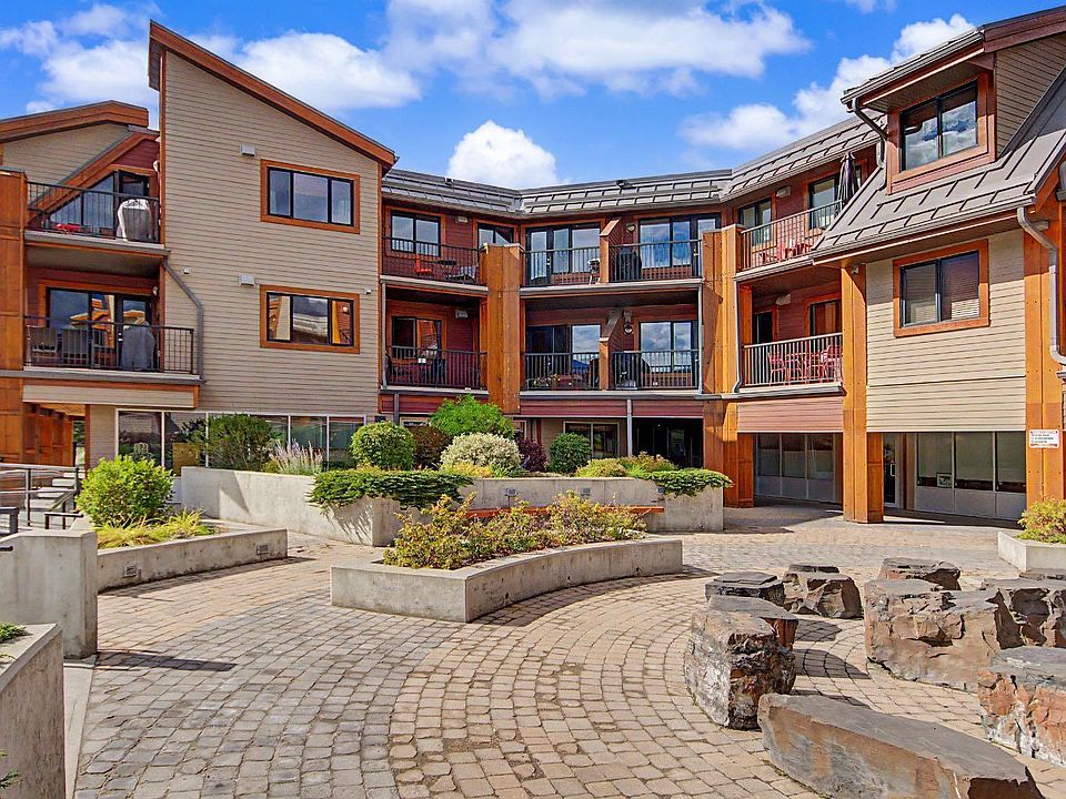 1st image of 1002 8th Ave #314