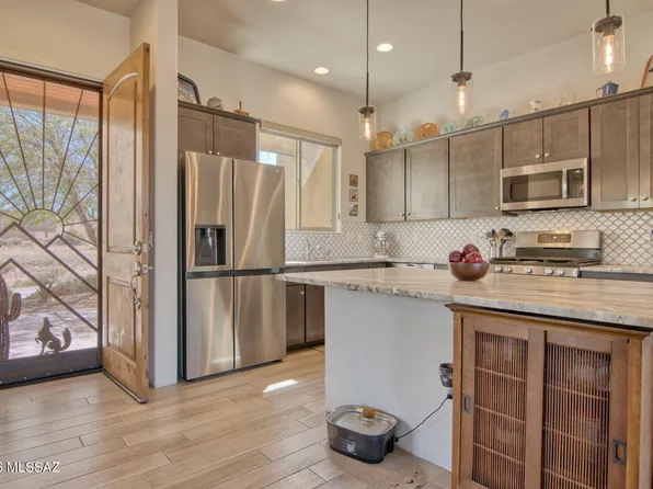 13826 E Langtry Ln, Tucson, AZ 85747