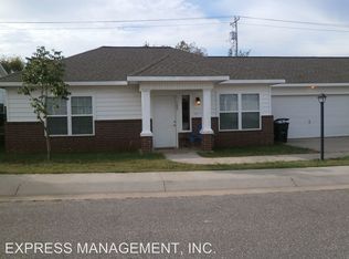 105 Riveroaks Dr, Holdenville, OK 74848