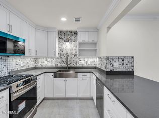 1209 Wedgewood Cir, Belford, NJ 07718