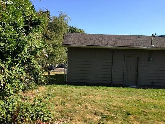 3rd image of 500 NW 86th St