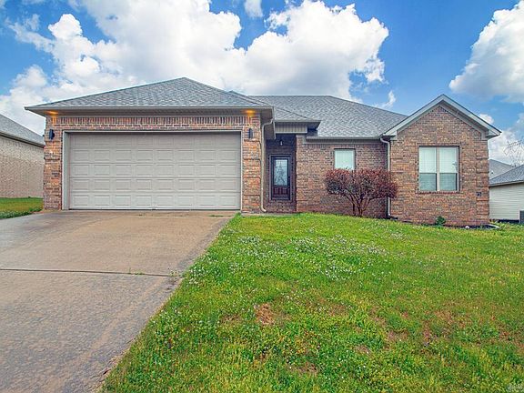 4th image of 582 Crepe Myrtle Loop