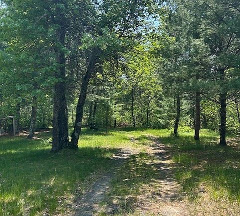 4th image of N6812 Eddy Road