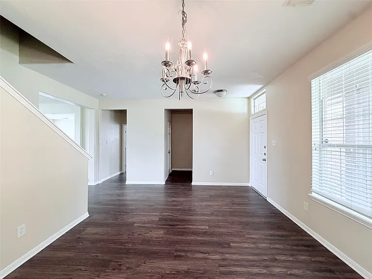 7403 Bering Landing Dr — Photo 9