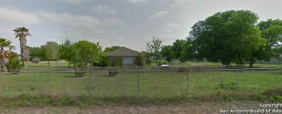 2nd image of 1099 County Road 125