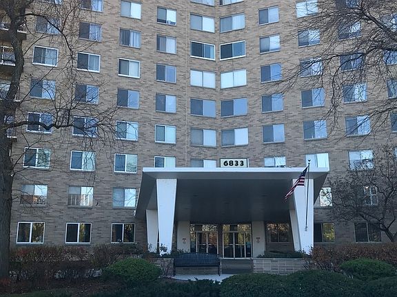 2nd image of 6833 N Kedzie Ave APT 801