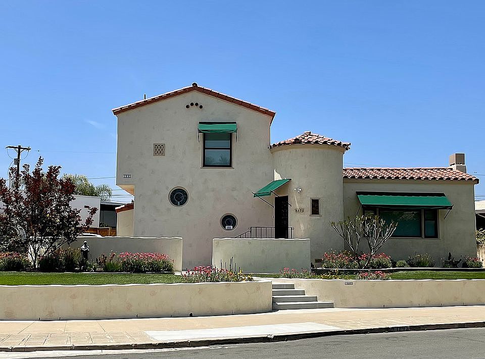 1st image of 4895 Hart Dr