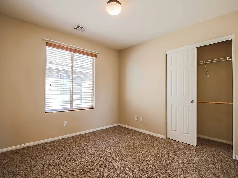 10879 Florence Hills St — Photo 14